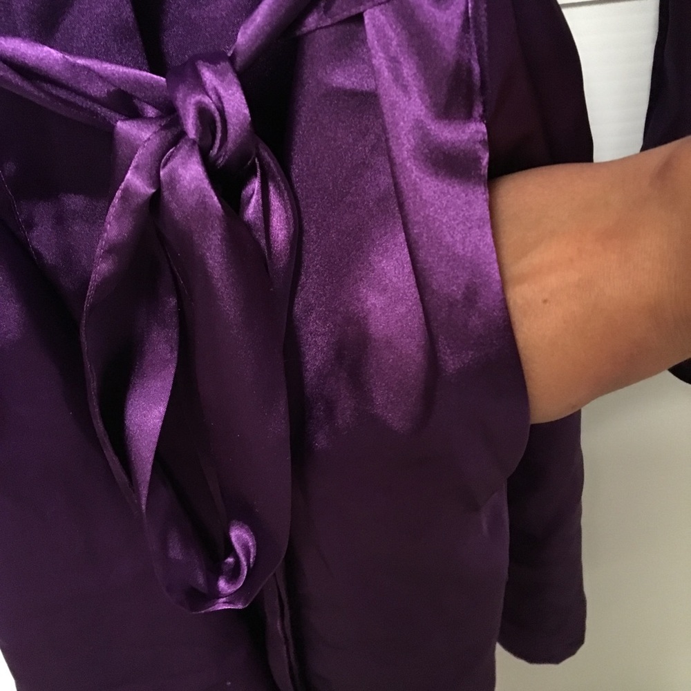 Purple Morgan Taylor Robe - Picture 4 of 8